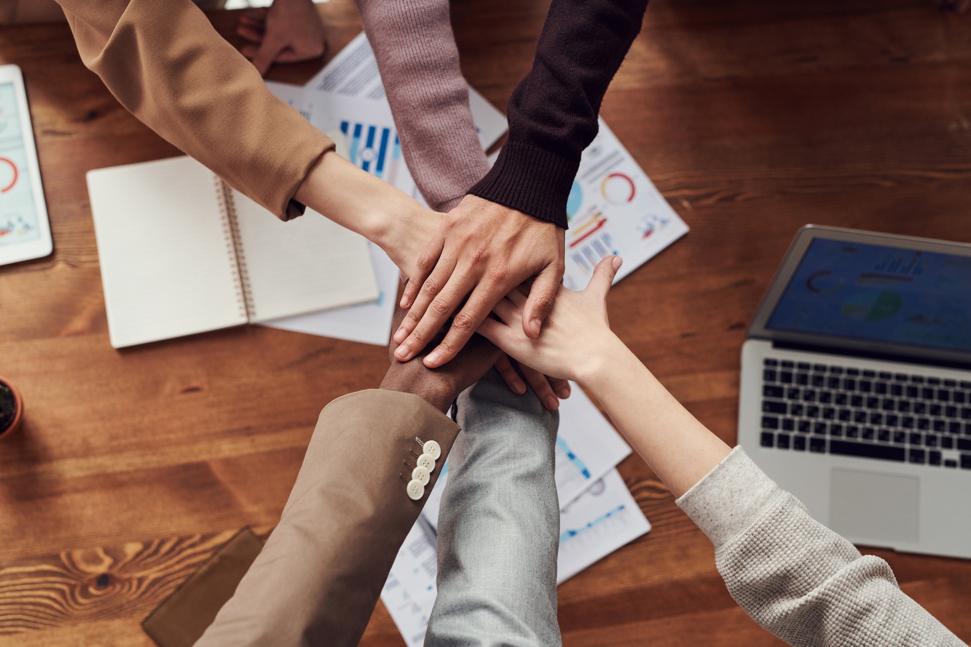 10 Ways Emotional Intelligence Boosts Team Dynamics